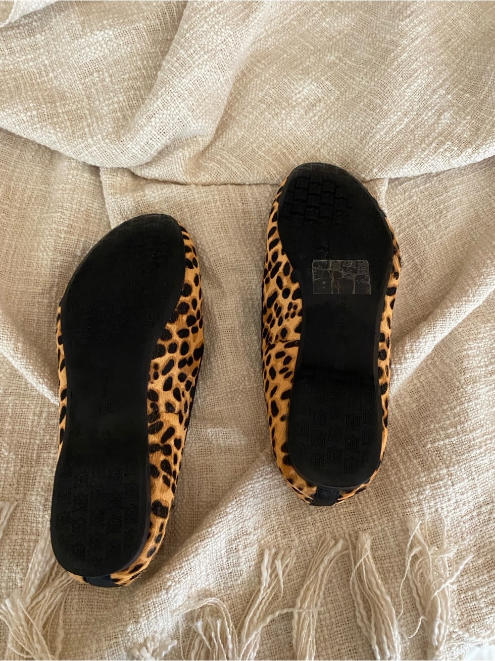 Birdies The Starling Loafer Dyed Calf Hair in Leopard Print Size 7.5 - Picture 9 of 14